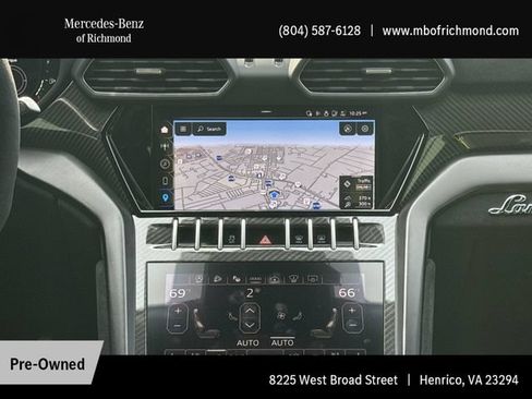 Used 2024 Lamborghini Urus Performante AWD/4WD image 18