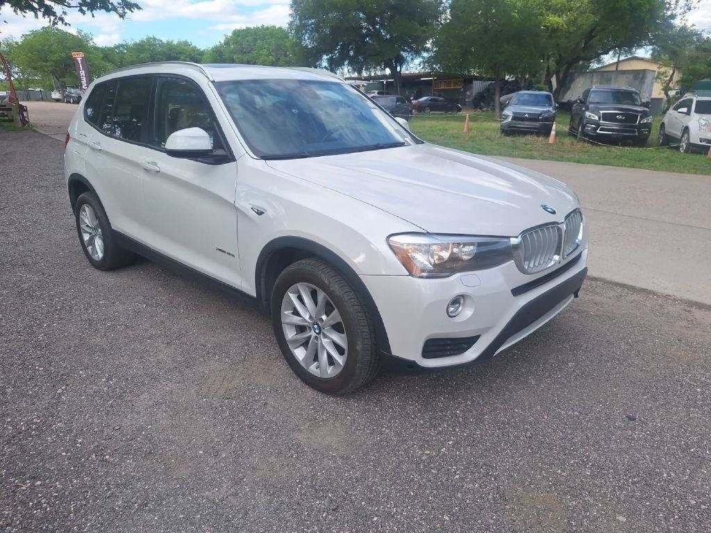 Used 2017 BMW X3 xDrive28i AWD/4WD image 2