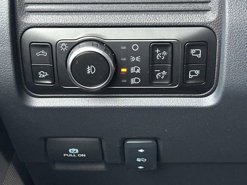 New 2026 Ford F250 Lariat w/ Chrome Package image 25