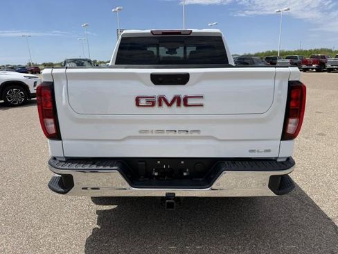 New 2026 GMC Sierra 1500 SLE w/ Preferred Package RWD image 8