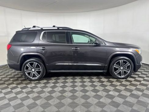 Used 2017 GMC Acadia Denali w/ Technology Package AWD/4WD image 2