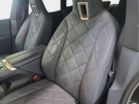 Certified 2023 BMW iX xDrive50 image 17