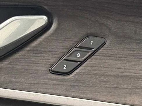 New 2025 Jeep Grand Cherokee Limited w/ Black Appearance Package image 39