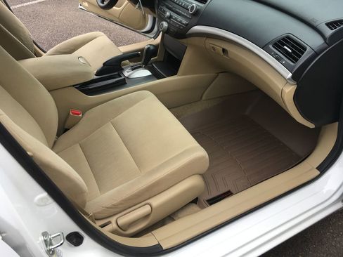 Used 2011 Honda Accord LX-P image 27