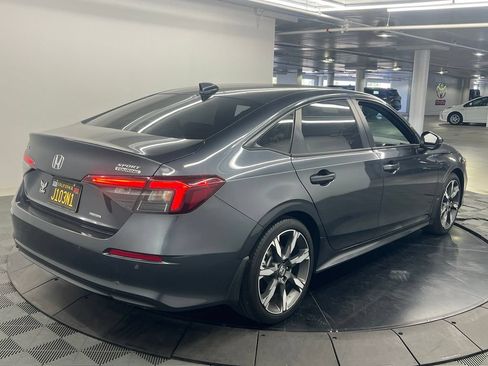 Used 2025 Honda Civic Sport image 5