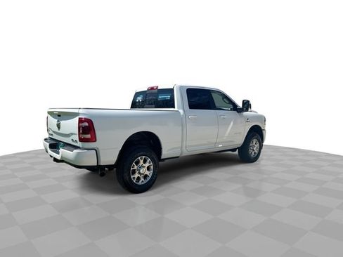 Used 2024 RAM 2500 Laramie AWD/4WD image 9