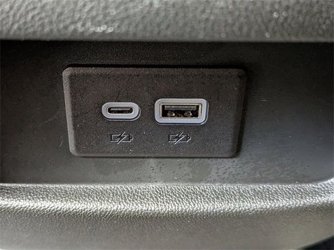 Certified 2025 Cadillac XT5 Premium Luxury image 15