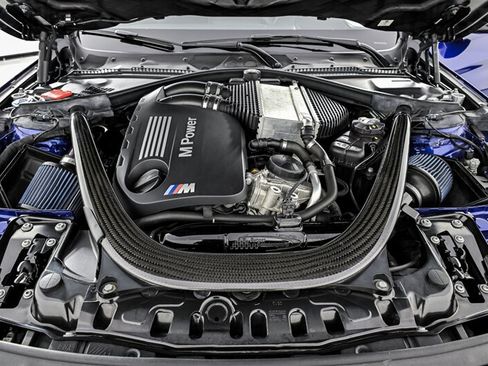 Used 2020 BMW M4 CS w/ Executive Package RWD image 11