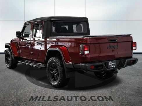 Used 2021 Jeep Gladiator Sport AWD/4WD image 5