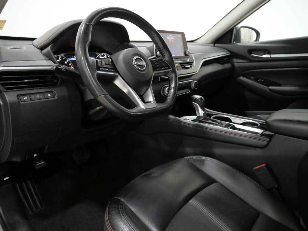 Used 2024 Nissan Altima 2.5 SR FWD image 10