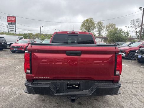 Used 2024 Chevrolet Colorado Z71 w/ Z71 Convenience Package 2 AWD/4WD image 14