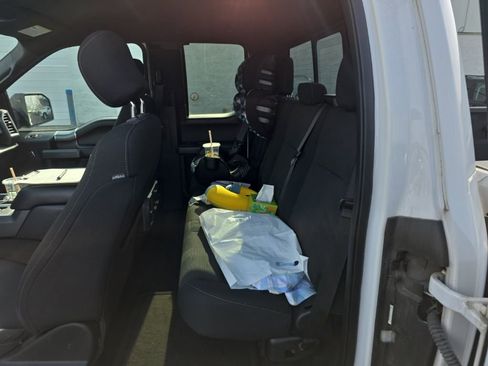 Used 2017 Ford F150 XLT w/ Equipment Group 302A Luxury image 7