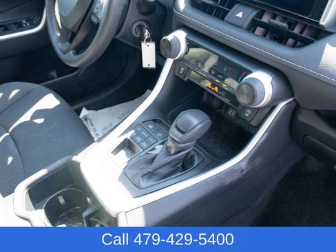 Used 2024 Toyota RAV4 LE image 41