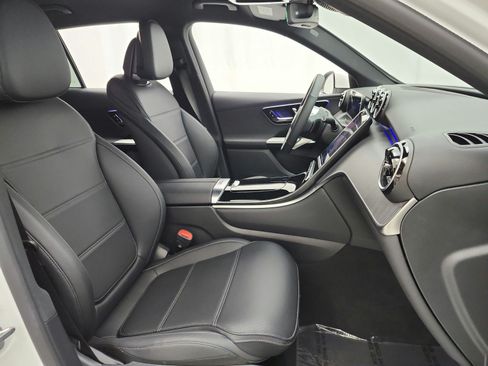 Certified 2026 Mercedes-Benz GLC 300 image 18