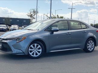 Used 2020 Toyota Corolla LE video 2