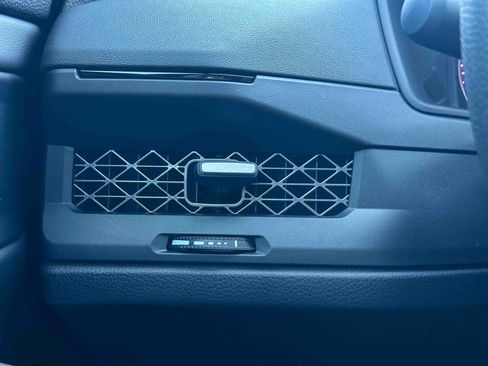 New 2025 Honda Accord SE image 25