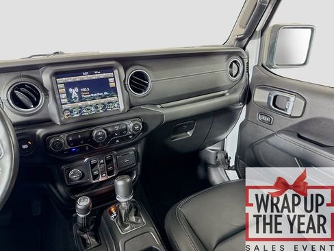 Used 2023 Jeep Wrangler Unlimited Sahara w/ Cold Weather Group image 22