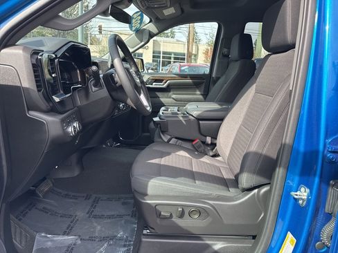 Used 2024 GMC Sierra 1500 Elevation w/ LPO, Elevation Black Package image 19