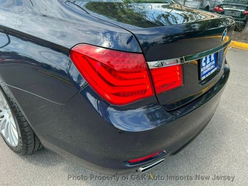 Used 2012 BMW 750i xDrive AWD/4WD image 23