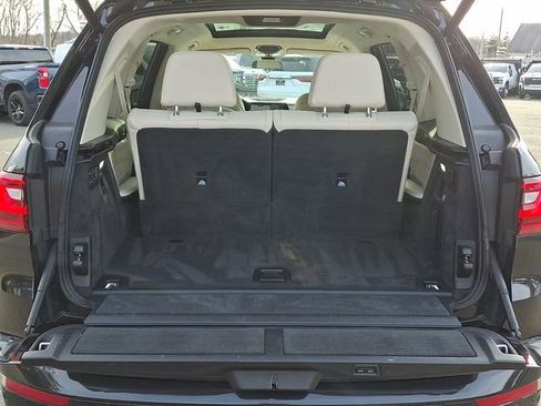Used 2019 BMW X7 xDrive40i w/ Cold Weather Package image 31
