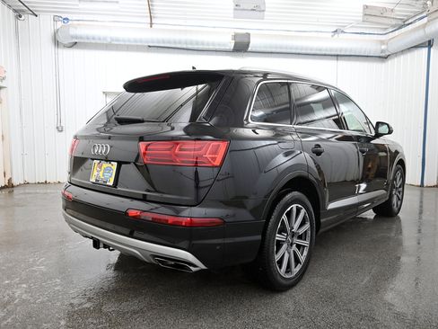 Used 2019 Audi Q7 3.0T Premium Plus w/ Premium Plus Package image 38