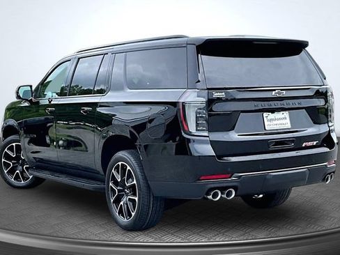 New 2026 Chevrolet Suburban RST w/ Comfort Package AWD/4WD image 3