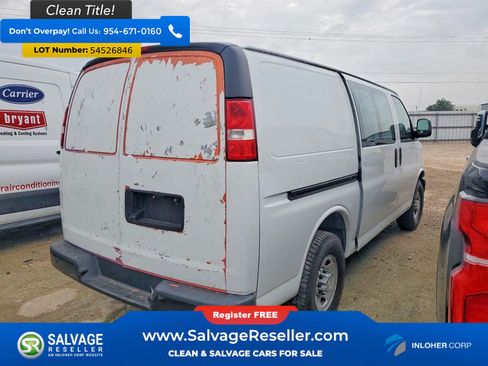 Used 2021 Chevrolet Express 3500 w/ Driver Convenience Package RWD image 4