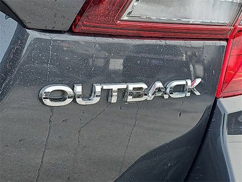Used 2018 Subaru Outback 2.5i image 30
