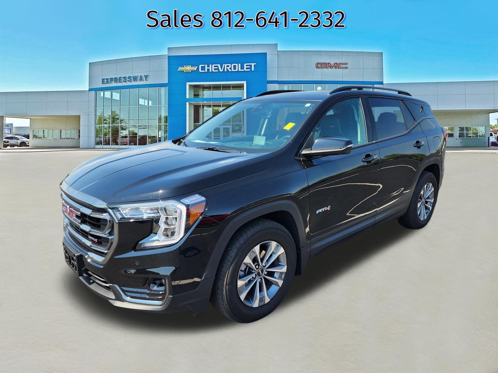 Used 2024 GMC Terrain AT4 w/ Infotainment Package II AWD/4WD image 3