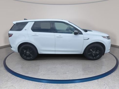 Used 2025 Land Rover Discovery Sport S image 5
