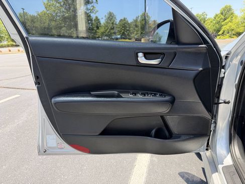 Used 2019 Kia Optima LX FWD image 11