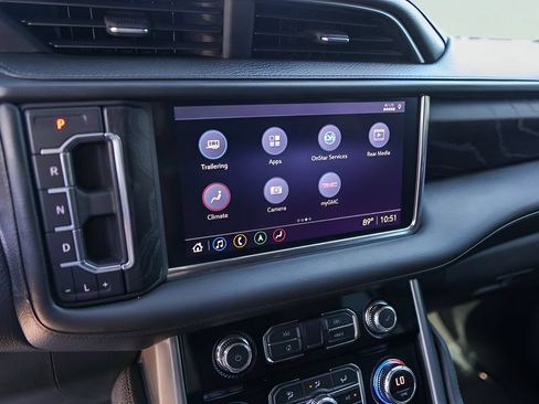 Used 2021 GMC Yukon Denali RWD image 19