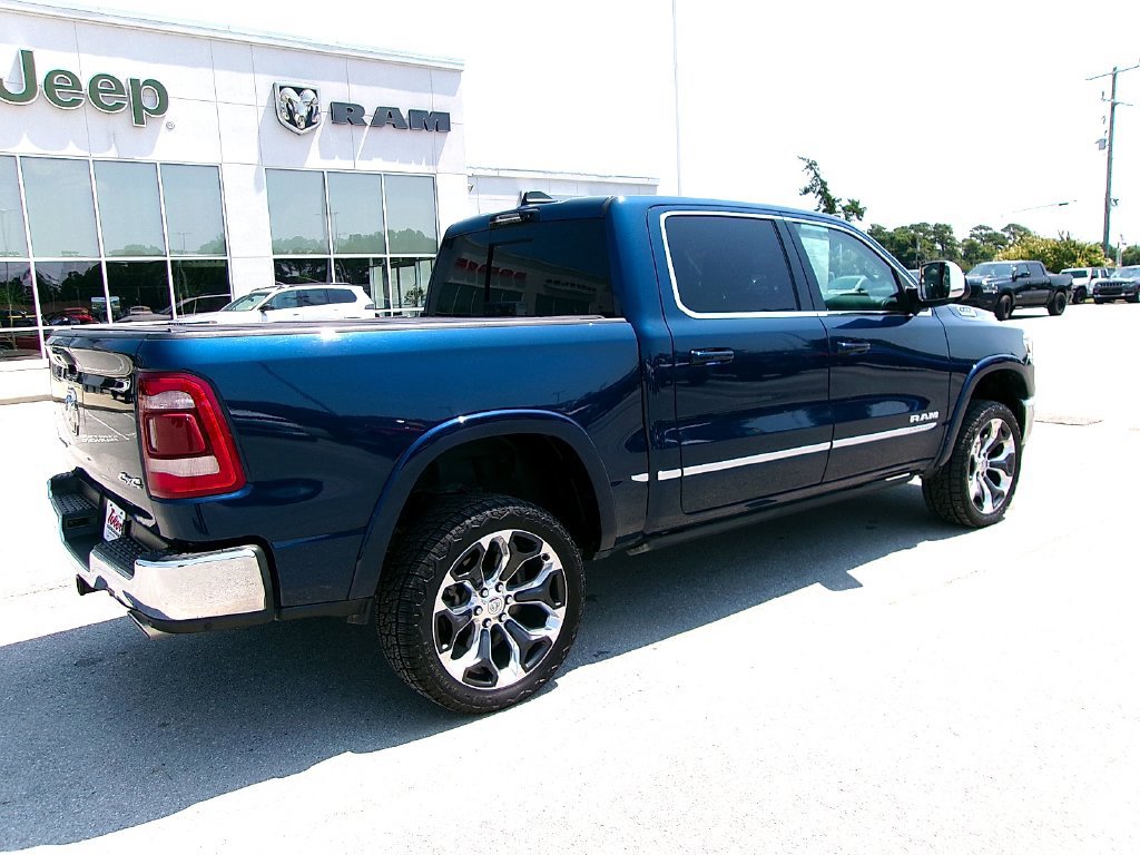 Used 2024 RAM 1500 Limited AWD/4WD image 4