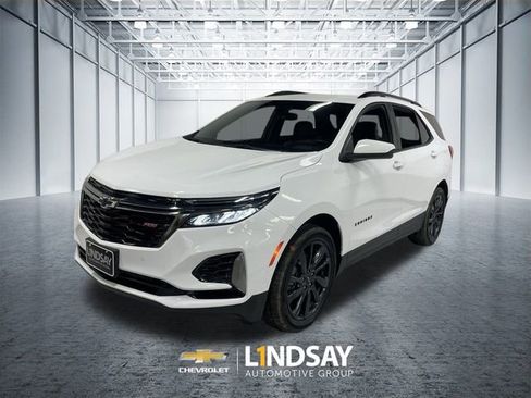 Certified 2022 Chevrolet Equinox RS image 1