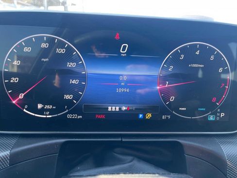 Used 2023 Mercedes-Benz C 300 Sedan image 7