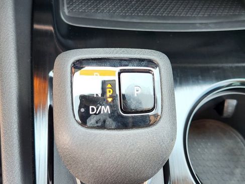 Certified 2023 Nissan Rogue SV w/ SV Premium B Package AWD/4WD image 12