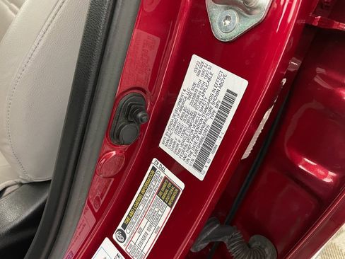 Used 2022 Honda CR-V Touring image 35