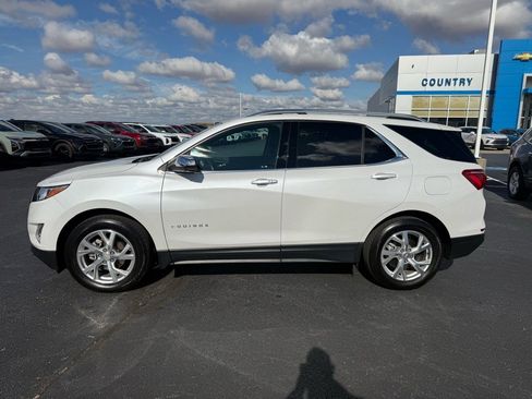 Used 2021 Chevrolet Equinox Premier image 2