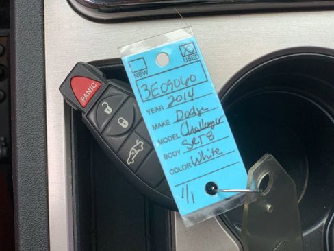 Used 2014 Dodge Challenger SRT8 image 10