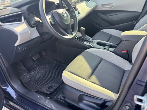Used 2024 Toyota Corolla LE FWD image 9