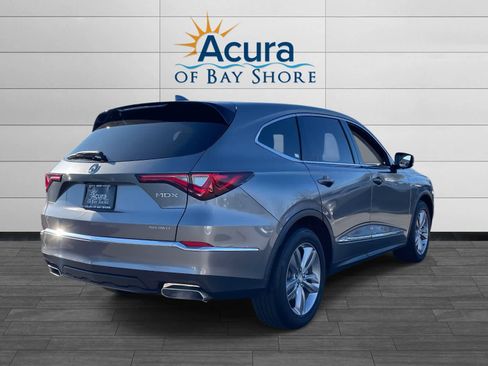 Used 2023 Acura MDX SH-AWD image 5
