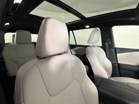 Used 2025 Lexus TX 350 AWD w/ Technology Package image 41