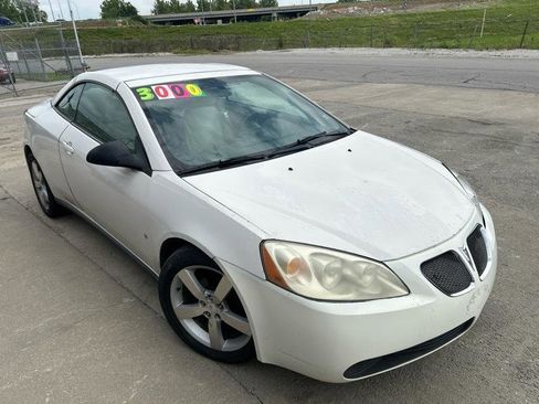 Used 2007 Pontiac G6 GT w/ Sport Package FWD image 2