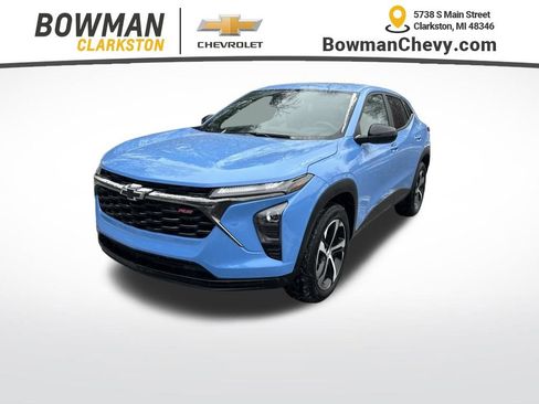 Used 2024 Chevrolet Trax RS w/ Sunroof Package image 1