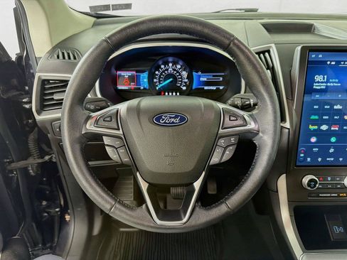 Used 2021 Ford Edge SEL w/ Convenience Package AWD/4WD image 3