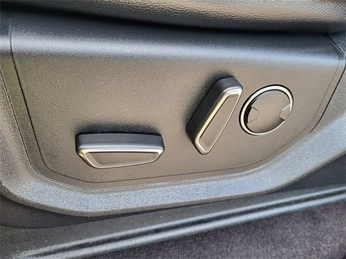 Used 2019 Ford F150 Raptor w/ Equipment Group 801A Mid image 22