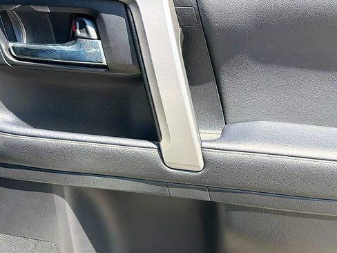 Used 2022 Toyota 4Runner SR5 RWD image 30