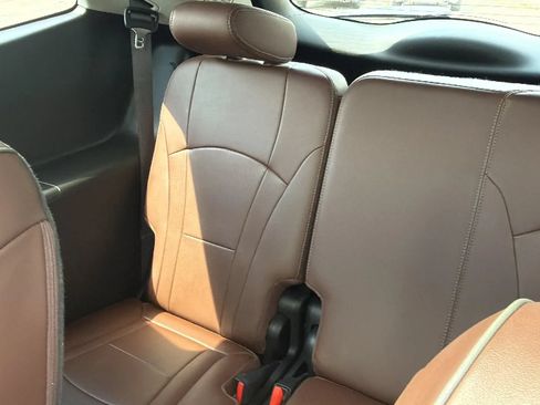Used 2019 Buick Enclave Avenir FWD image 17