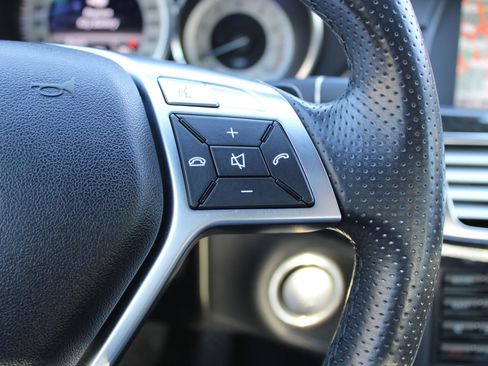 Used 2013 Mercedes-Benz CLS 550 4MATIC image 14