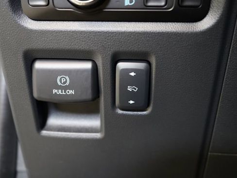 Used 2025 Ford F150 Raptor AWD/4WD image 25